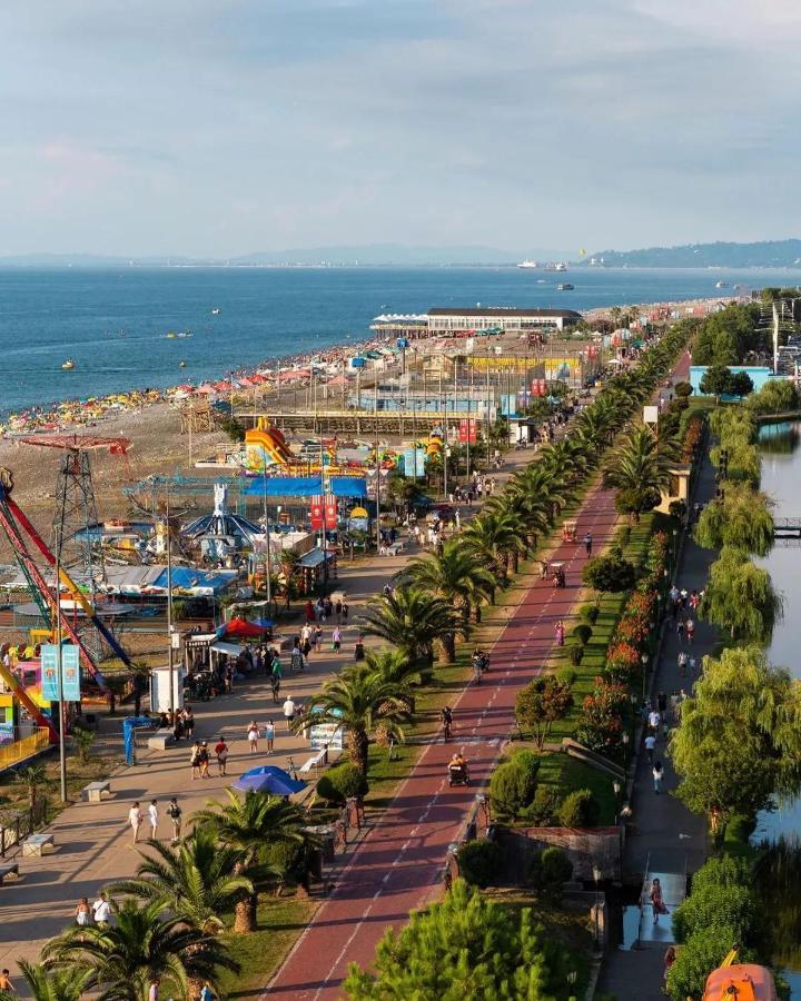 Panoramic Sea And City View Aparthotel In Orbi City บาทูมิ ภายนอก รูปภาพ